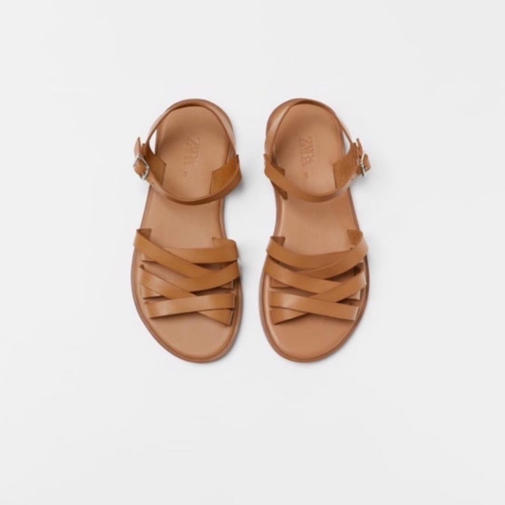 NWT Zara leather sandals . Size 2